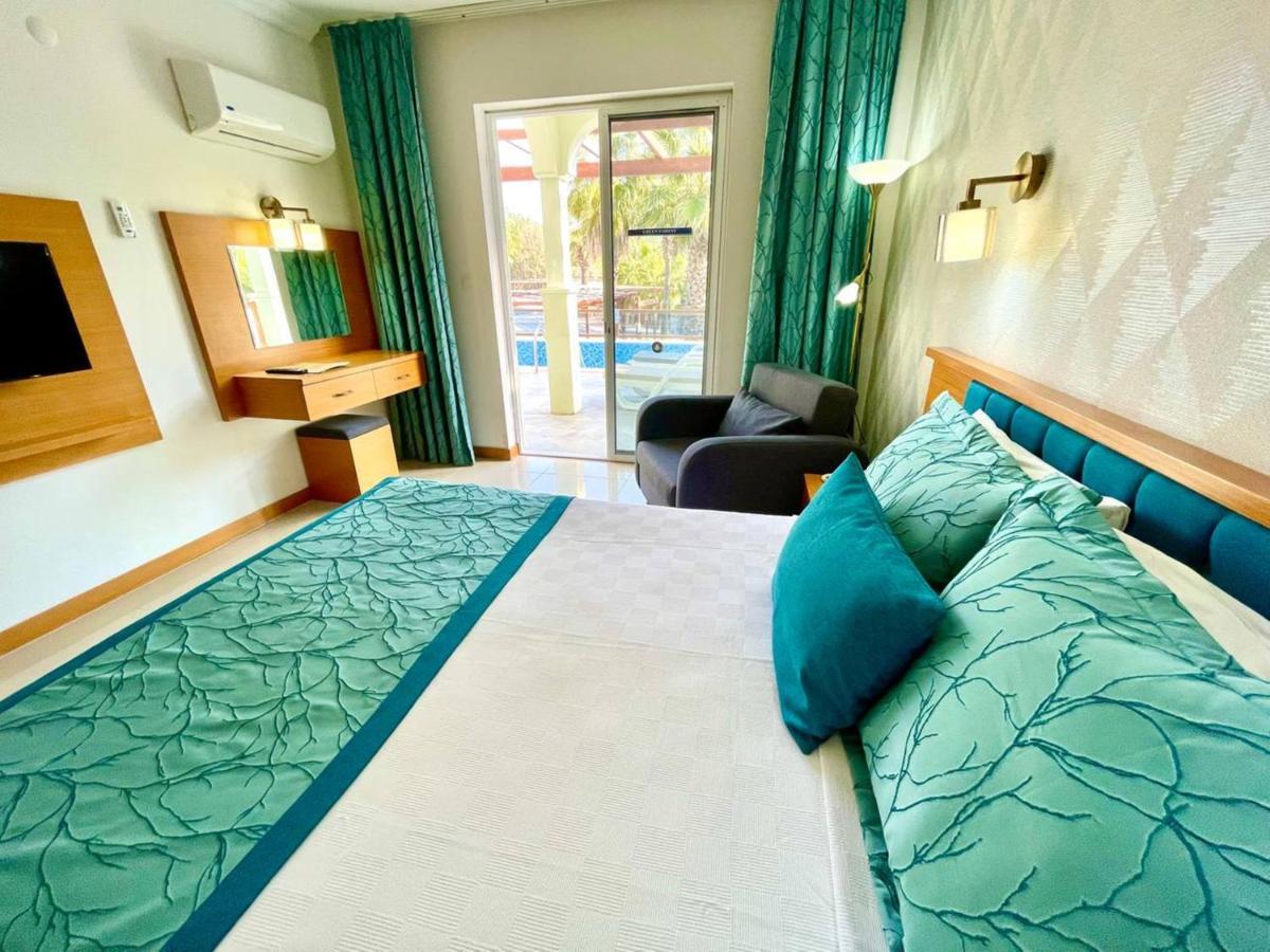 Double or Twin Room Swimming Pool Access